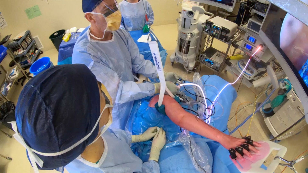 Arthroscopic 360 degree capsular release for frozen shoulder