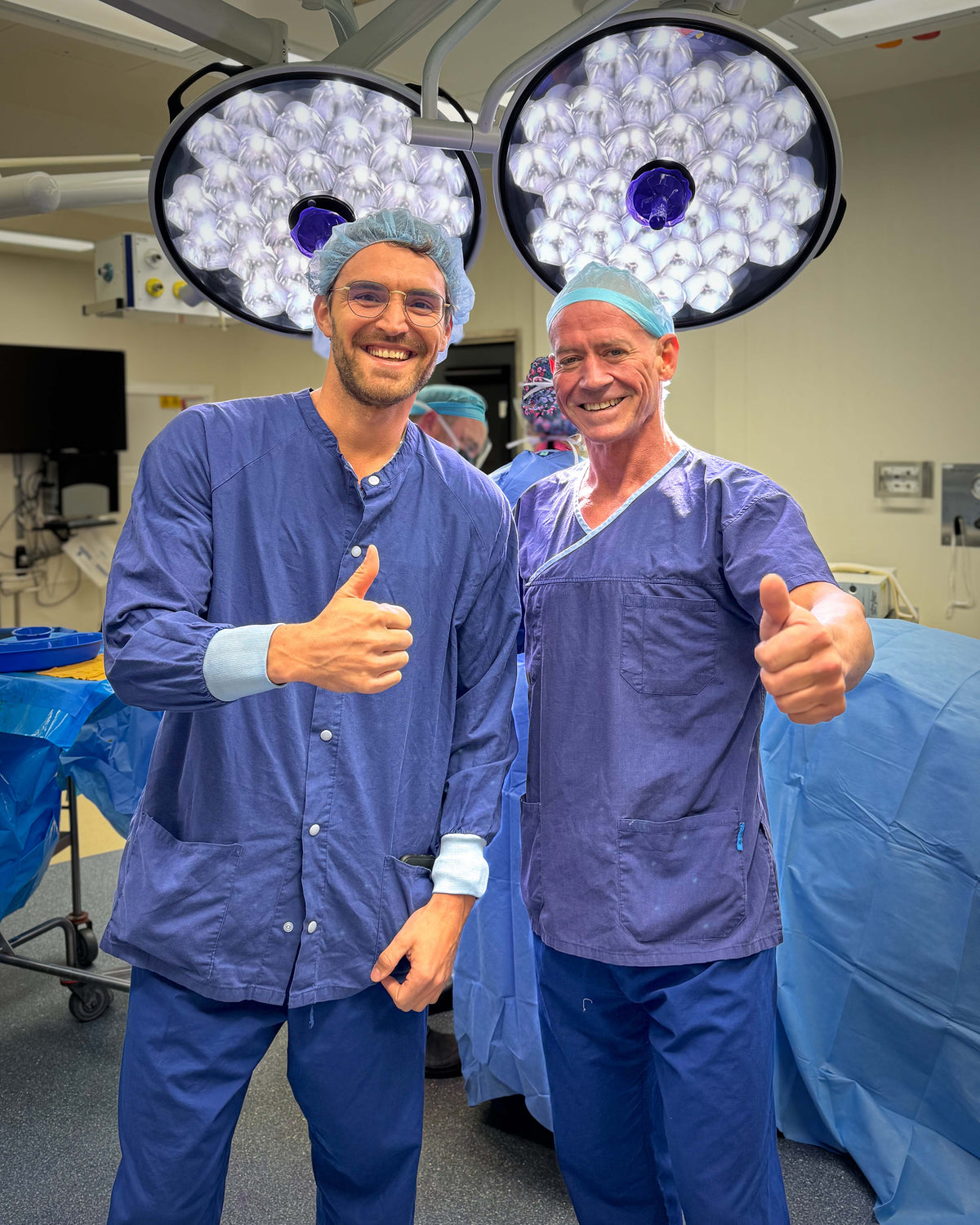 Dr Estanislao Rodriguez visiting theatre at St Andrew's War Memorial Hospital